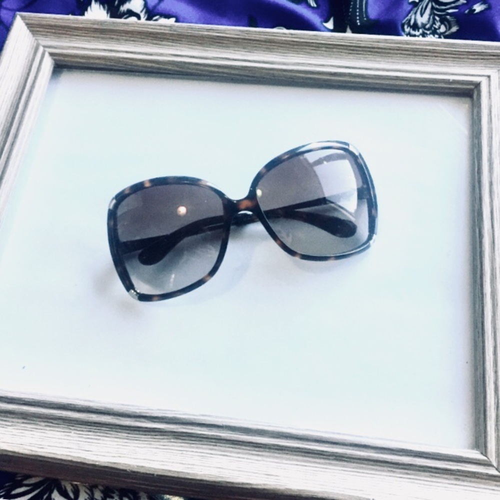 Sale! Authentic Marc Jacobs oversized sunglasses